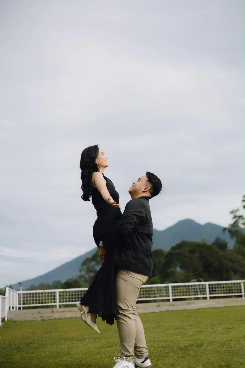 Daniel mengangkat Pingki